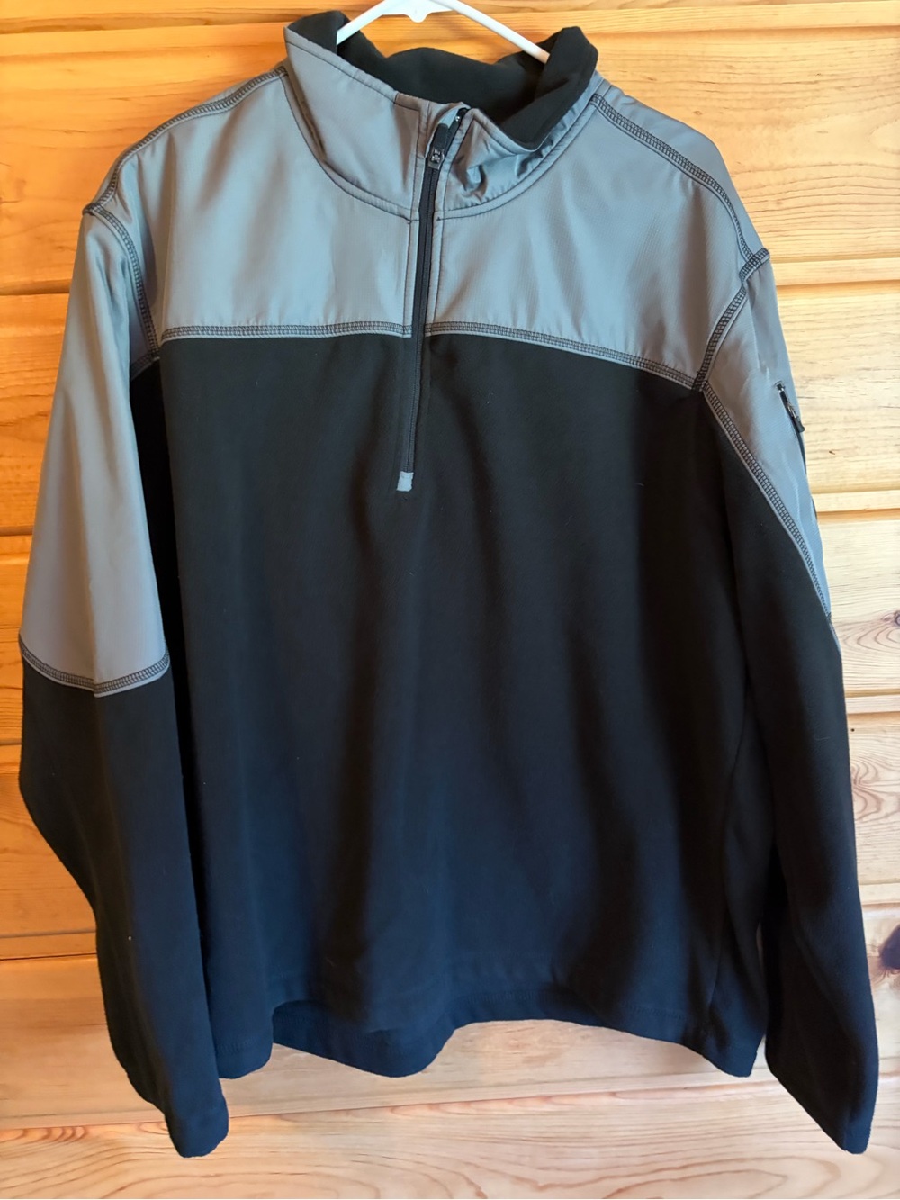 STARTER Black and Gray Lightweight Quarter-Zip Shirt Jacket